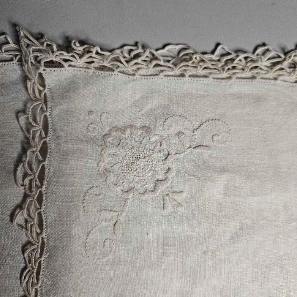 Vintage Cream Linen Napkins Hand Embroidered Floral Crocheted Lace Trim Set of 2
